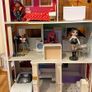 Rainbow High doll house car and dolls Image 5