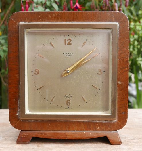 Vintage Dublin Weir & Sons Elliott Clock Mantel Clock (in working order)