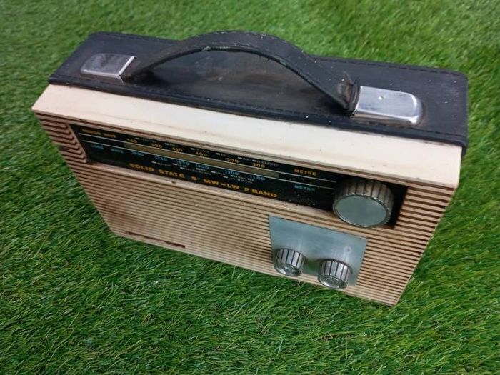 Art deco vintage radio