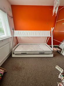 single bed