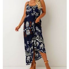 Lovely Long Dress size 18 + matching belt included