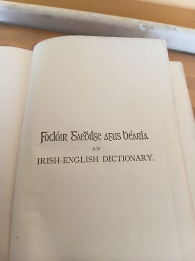 1927 Focloir Gaedilge Agus Bearla: An Irish-English Dictionary.