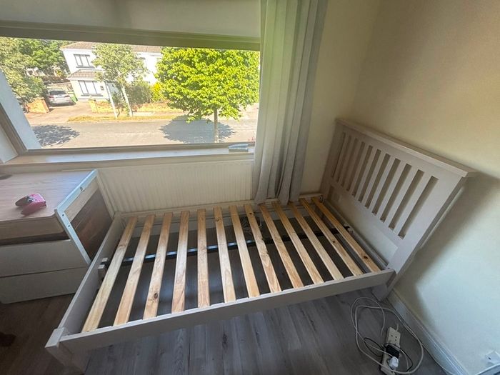 Single bed frame, perfect condition