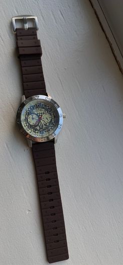 Watch unisex designer