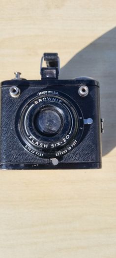 Kodak Brownie Flash Six-20
