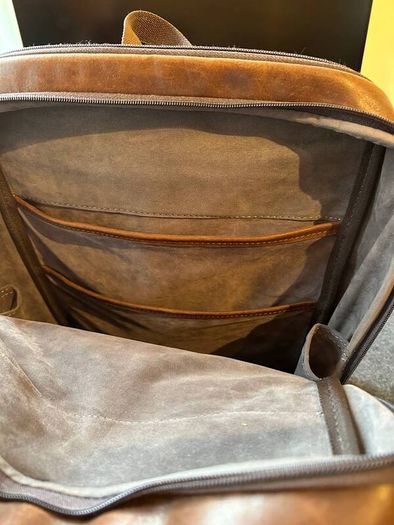 Leather Laptop Backpack 15.6 Inch (High-quality leather)