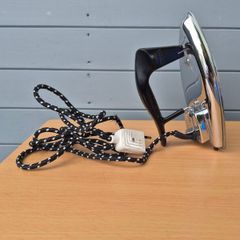 PIFCO Travel Iron Universal