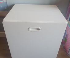 Pull out toy chest