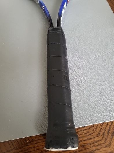 Tennis racket Wilson titanium