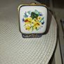 Vintage collectable porcelain cobalt blue trinket box hinged with gold trim Image 5