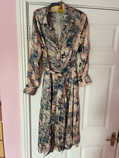 ladies trousers and dresses for sale . River island. Warehouse. Coast. Savida.