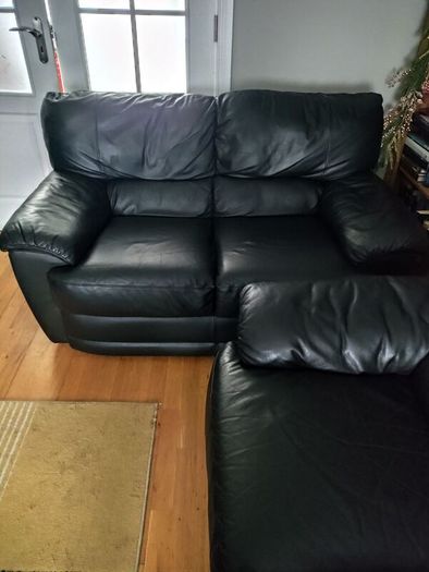 3,2,1 Italian black leather sofa