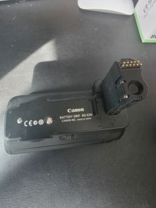 Canon battery grip BG-E2N