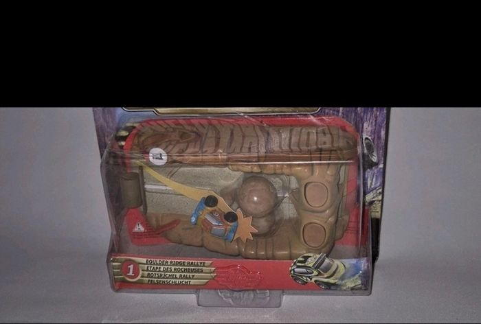 Micro Machines - World Rallye Racing Boulder Ridge - Hasbro 2001 -New- RARE