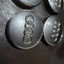 oem audi centre caps 61mm 8w0601170 Image 3