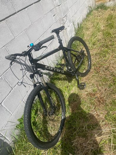 Carrera vengeance mountain bike