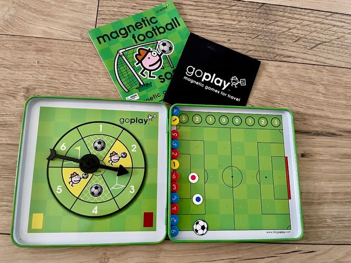 Magnetic Soccer travel game tin