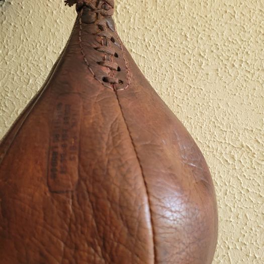 Antique leather speed pear