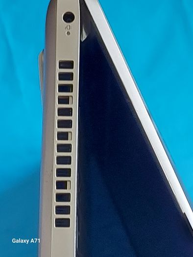 HP 15.6 inch Laptop, TPN-C130, 4GB Ram, 1 Terrabyte, Windows 10, AMD A9-9420 Radeon R5, 5 Compute Cores, 2C+3G, 3.0GHz, Microsoft Edge, Chrome
