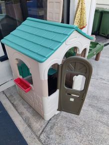 playhouse