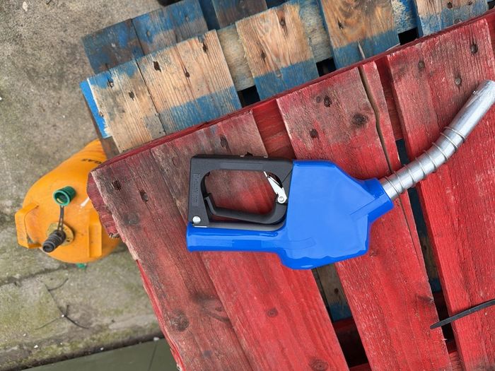 Diesel fuel dispensing gun nozzle  new