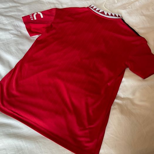Junior age 13 14 Manchester United red jersey home 2022 2023