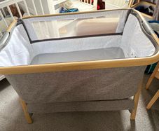 tutti bambini CoZee bedside cot