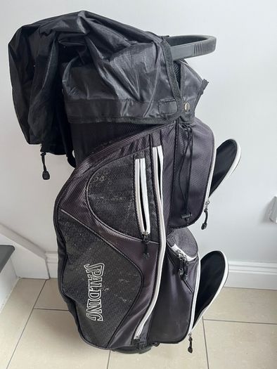 Golf bag with trolly