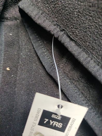 BNWT Age 7 Black Feece