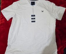 Crew Clothing Company V neck tshirt size XL