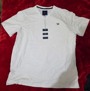 Crew Clothing Company V neck tshirt size XL