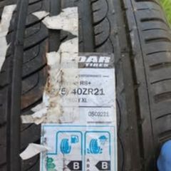New tyre 275/40ZR21