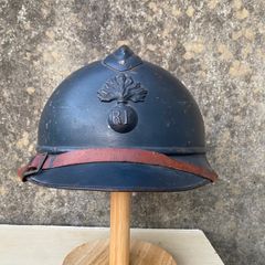 Original WW1 French M15 Adrian Helmet. Infantry Badge. Original paint & liner. Militaria