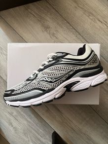 Saucony ProGrid Omni 9