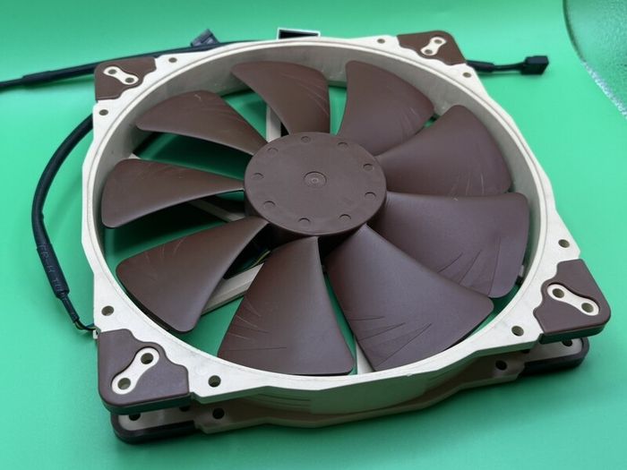 Noctua NF-A20 PWM 200mm Fan