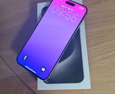 iPhone 15 pro max mint