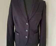 Punt Roma black blazer