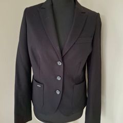 Punt Roma black blazer