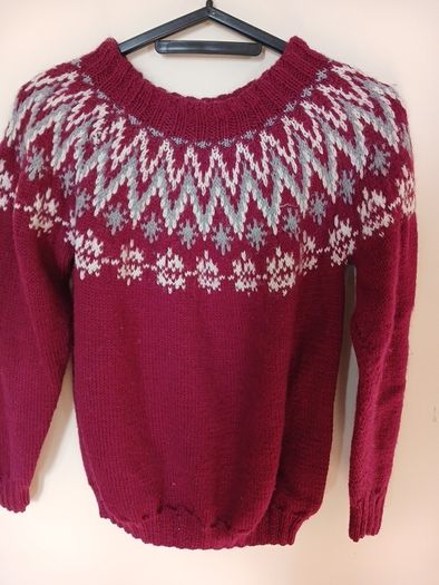 100 % wool jumper
