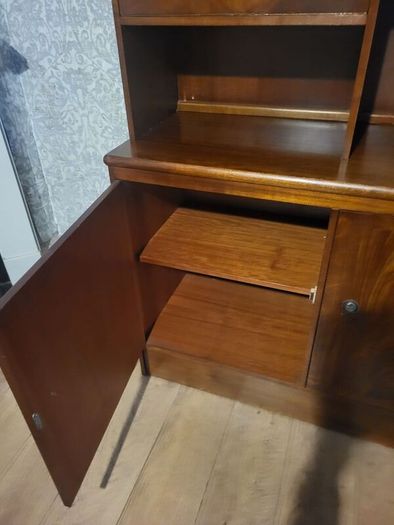 Beautiful sideboard display unit