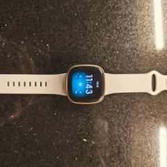 Fitbit Versa 3