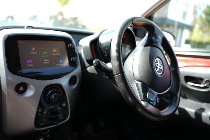 2016 Toyota Aygo x-play 1.0L