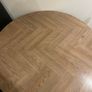 Table and chairs Image 2