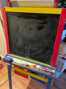 Free kids easel blackboard and toys
