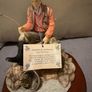 Leonardo  "Prise Catch" Fisherman, Resin Figurine by The Leonardo Collection Image 2