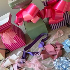 Flower Boxes, Bags & Ribbons
