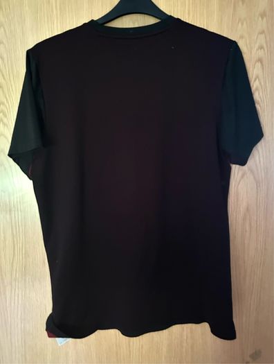 Liverpool 2017 New Balance Training top 2 size XL 125 Anniversary
