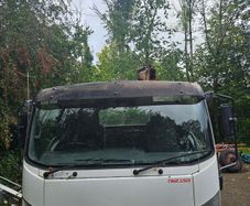 ISUZU N62-150 Lorry with Palfinger crane