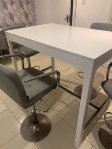 Kitchen island and stools from ikea like new