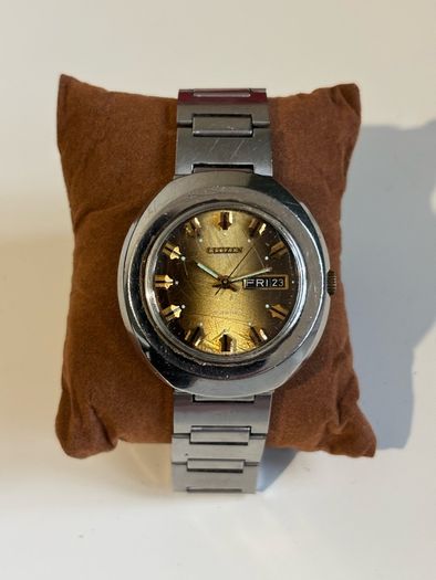 1970s Vintage Mechanical Automatic Day Date Citizen Tiger Eye Watch